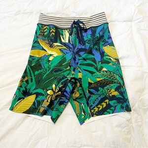 NWT Aerie Tropical Print Bike Shorts L